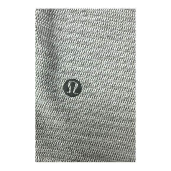 Lululemon Men’s Size Medium Lounge Workout Shorts Gray Stripe - Picture 5 of 7